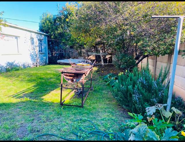 6 BEDROOM HOUSE FOR SALE IN QUEENSTOWN CENTRAL